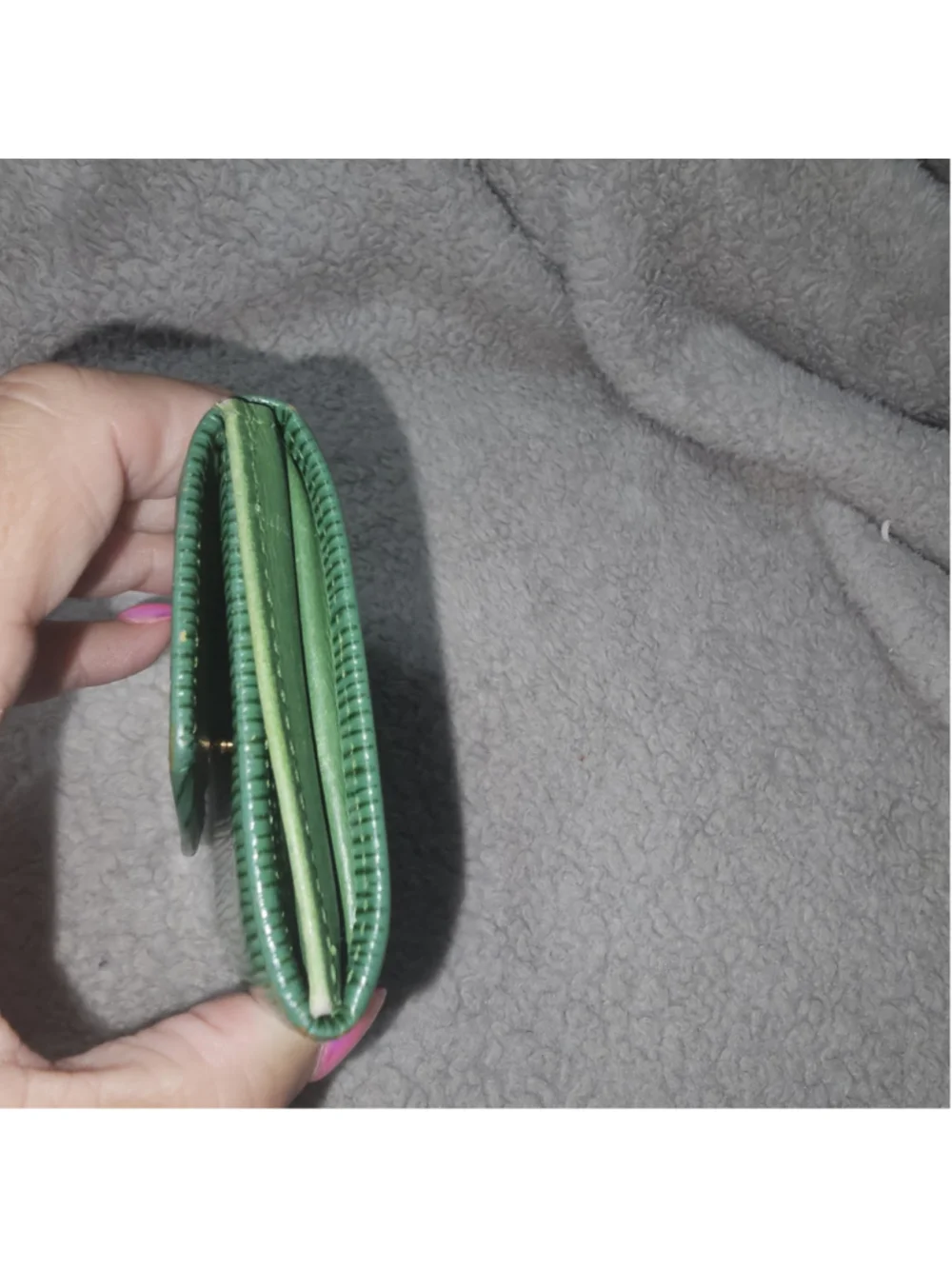 Louis Vuitton Vintage Epi Leather Green Coin Purse Wallet Authentic LV